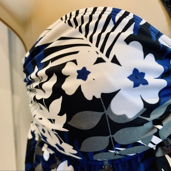 Tropical Escape Blue Floral Tankini‎ Swimsuit 6 - Picture 5 of 13